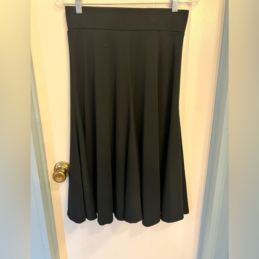 Black A line midi skirt size Small